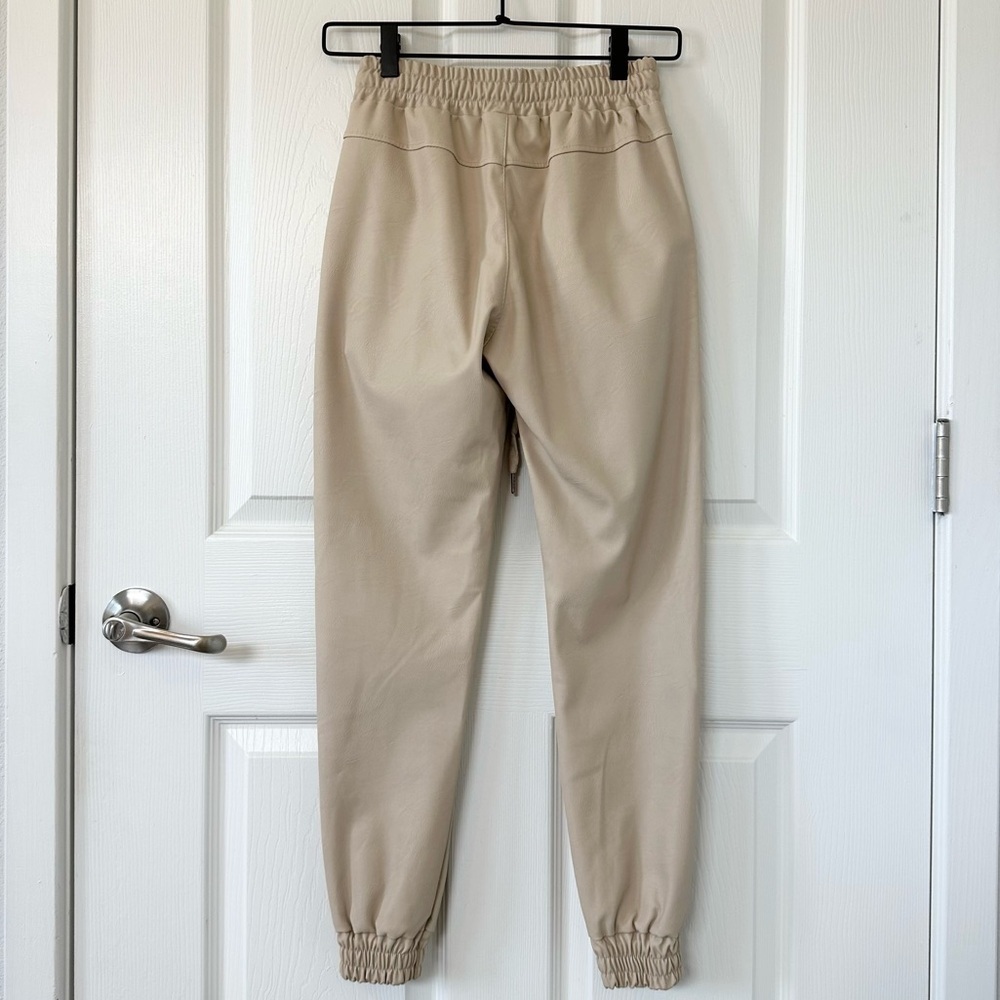 Venti6 Women's Tan Jogger Leather Look Pants Made in Italy - Picture 2 of 7